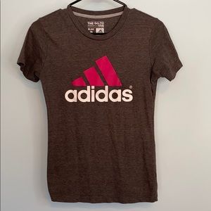 Adidas T-shirt